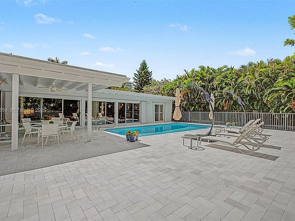 3rd image of 340 Atlantic Rd