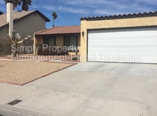 4570 McMillan Rd, Las Vegas, NV 89121