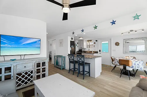 1243 Nettles Blvd #ID1537528P Photo 1