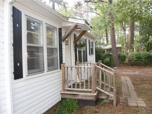 107 Rubin Dr, Pineville, LA 71360