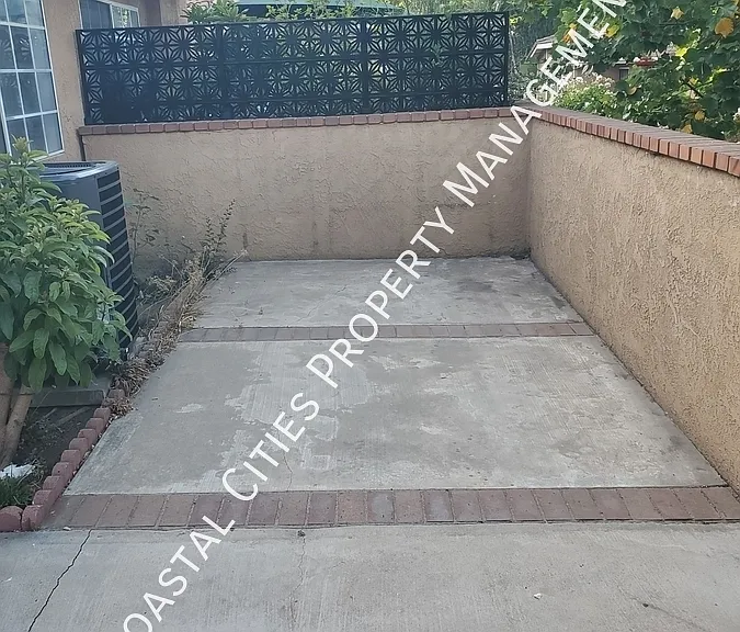 10020 1/2 Base Line Rd #1 — Photo 33