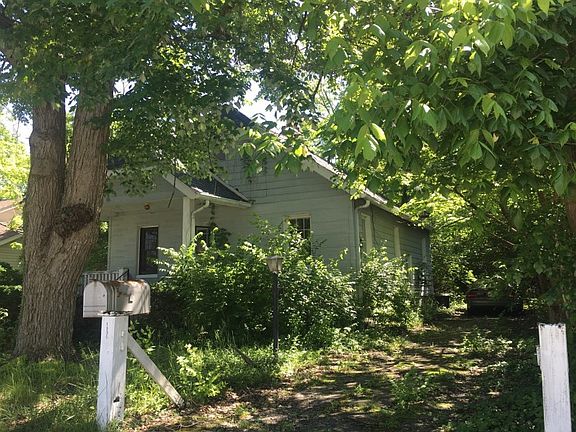 3rd image of 1336 Coolidge Ave