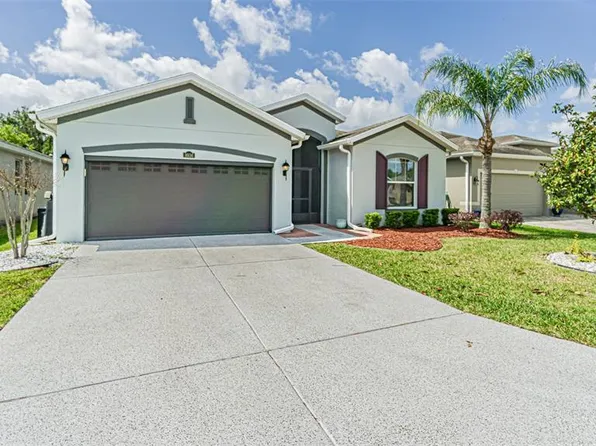 9936 Gap Wedge Dr, San Antonio, FL 33576