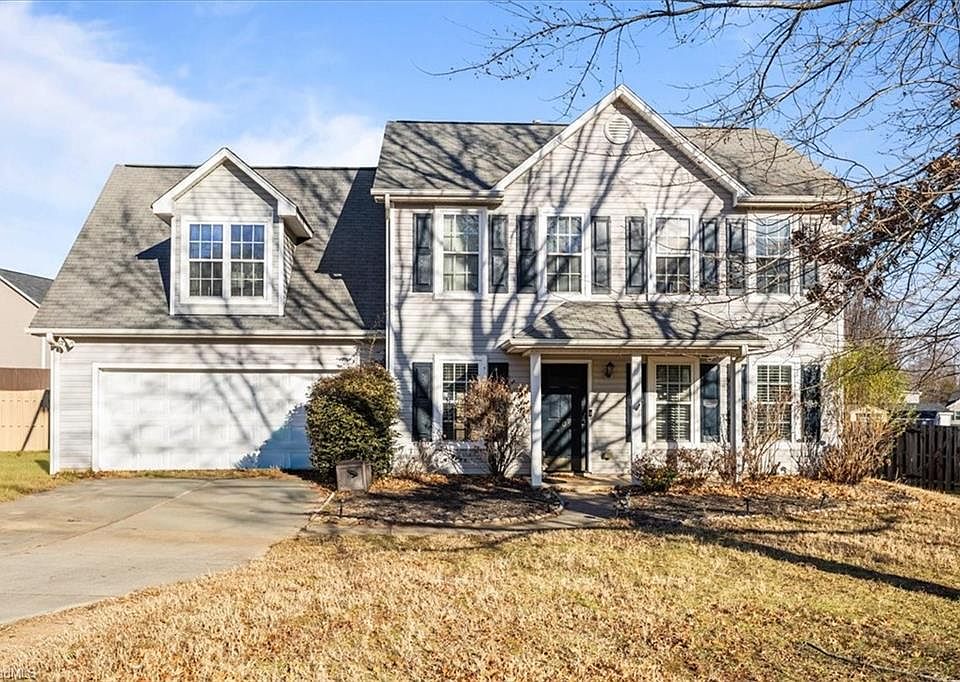 1st image of 305 Carter Ridge Dr