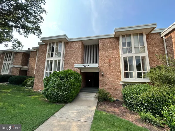 2602 Indian Dr #69, Alexandria, VA 22303