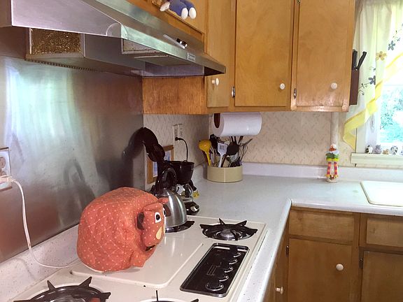 4th image of 4343 Rice St