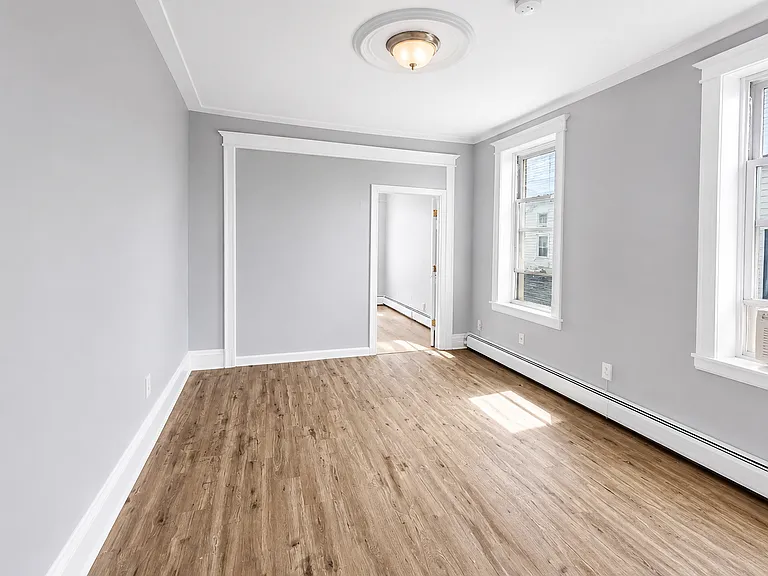 9 Grant Ave #3L1 — Photo 6