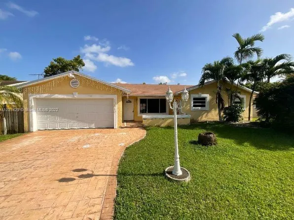 13810 SW 108th St, Miami, FL 33186