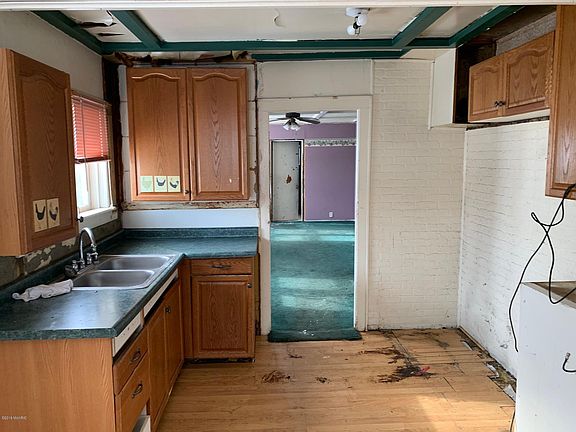2nd image of 3136 Longstreet Ave SW
