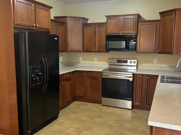 182 Pavilion Dr — Photo 9