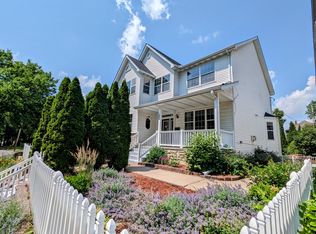 1930 3rd Ave N, Minneapolis, MN 55405