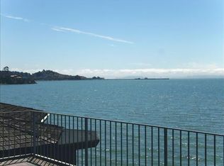 715 Ocean Ave, Richmond, CA 94801