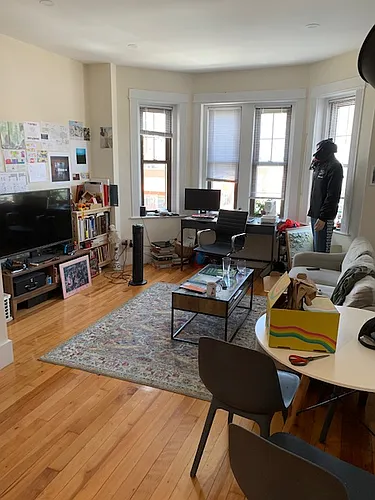 211 Harvard Ave #1 Photo 1