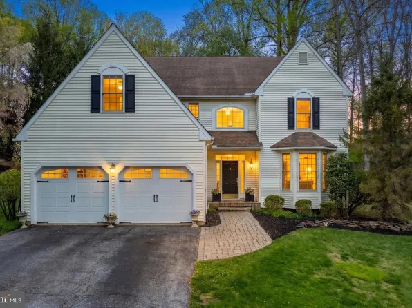 1003 Travis Ct, Downingtown, PA 19335