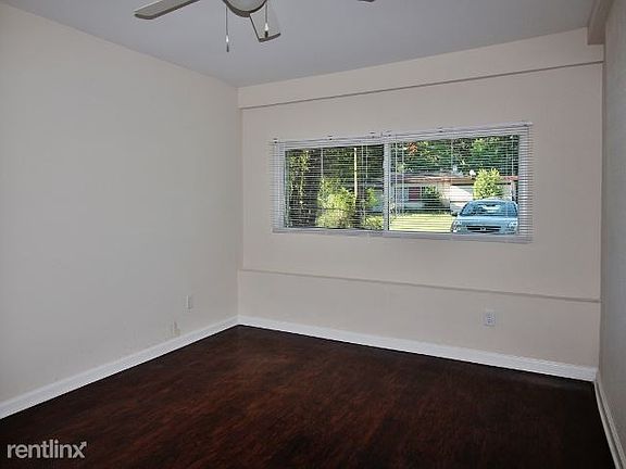 5th image of 5167 Janice Cir S