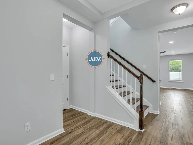 211 Heritage Pkwy — Photo 13