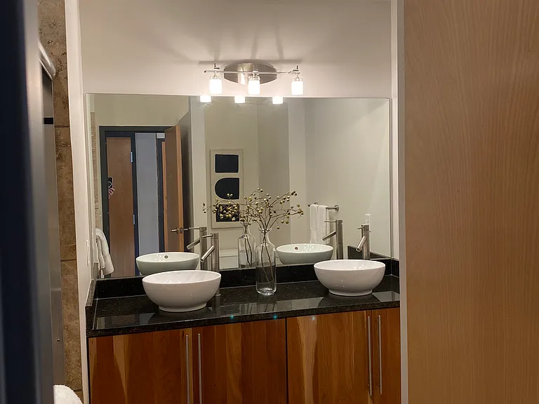 1232 Vine St #4 — Photo 10