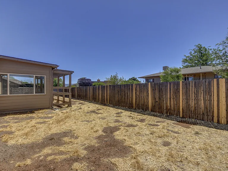 7839 E Loos Dr — Photo 20