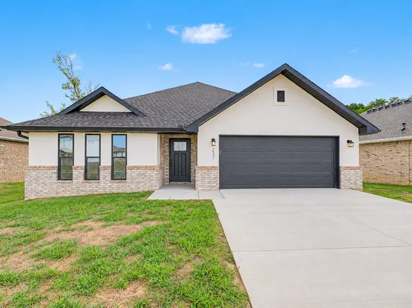 231 Spicewood Trl, Centerton, AR 72719