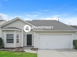 524 Lightspun Ln, Charlotte, NC 28216