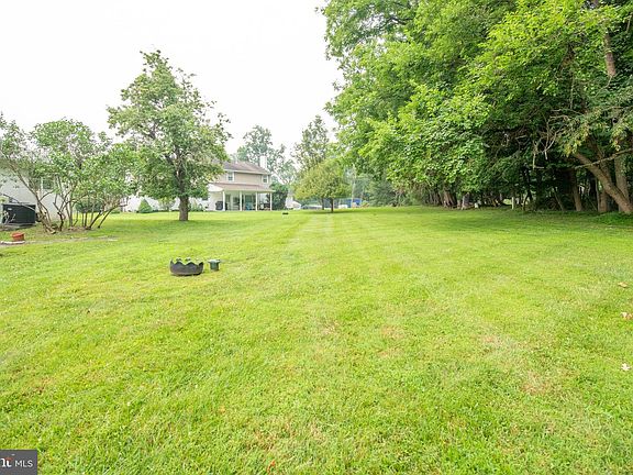 2nd image of 178 Mallard Rd