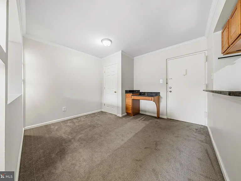 8511 Barrington Ct #S — Photo 8