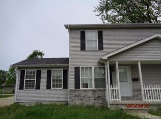 1835 Grant Pl, Pt Huron, MI 48060