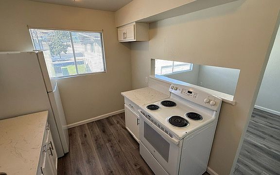 5th image of 3675 N Effie St #3675