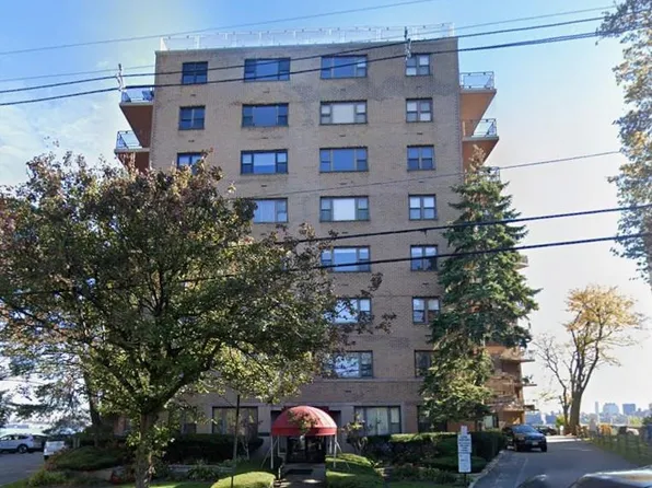 8800 Boulevard East APT 7F, North Bergen, NJ 07047