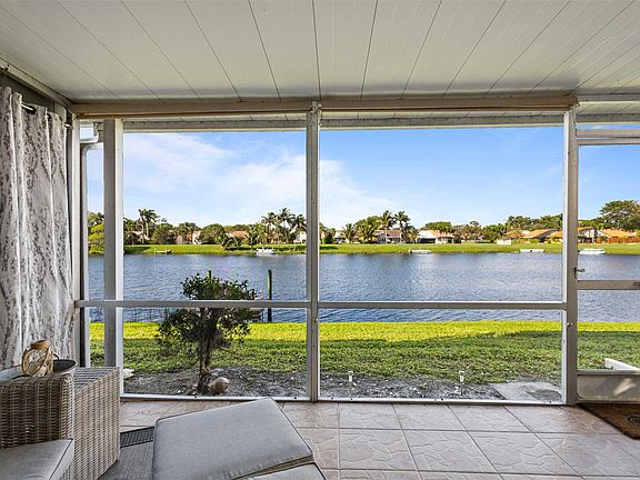 2nd image of 1280 NW 20th Avenue #102