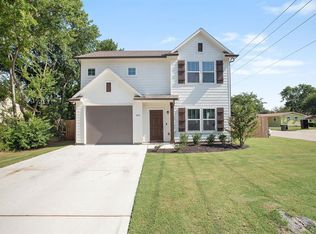 909 Austin St, Flower Mound, TX 76266