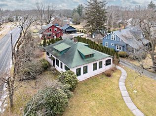 1423 Longmeadow St, Longmeadow, MA 01106