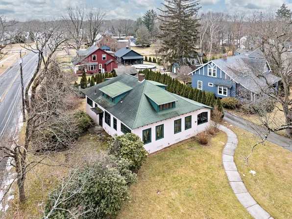 1423 Longmeadow St, Longmeadow, MA 01106