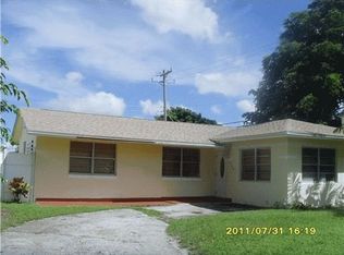 2601 N 72nd Way, Hollywood, FL 33024