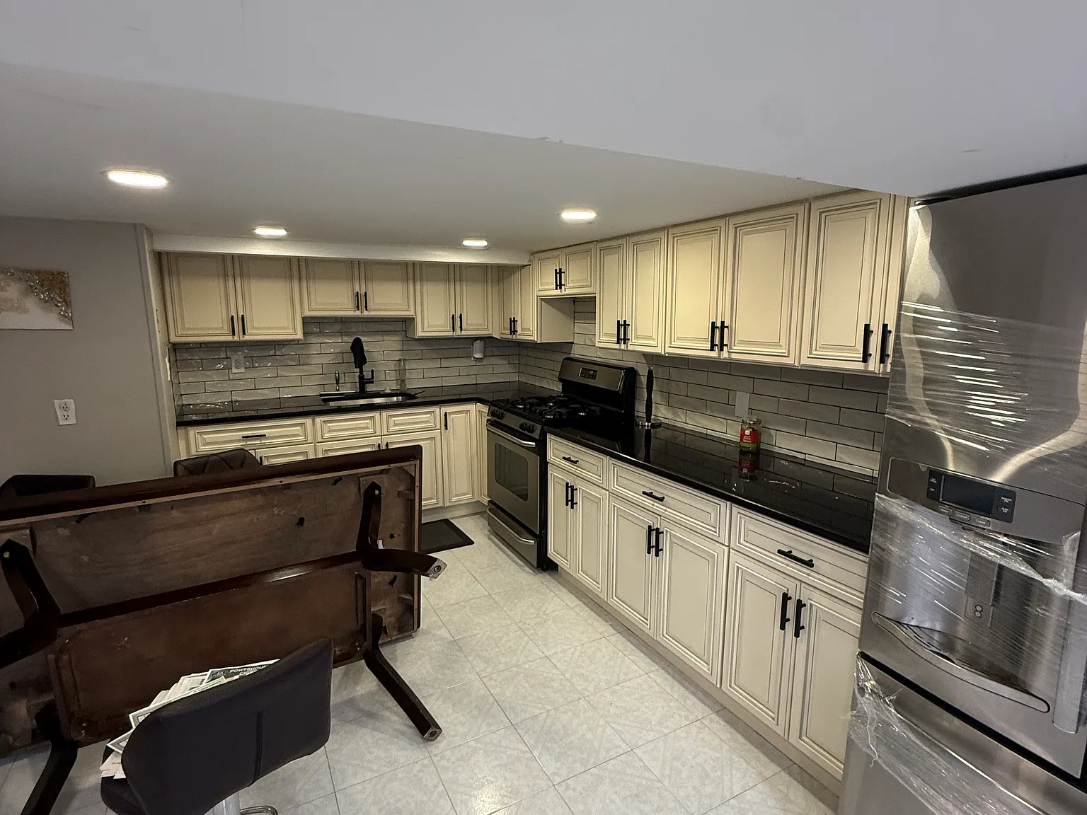 168 Maple St — Photo 2