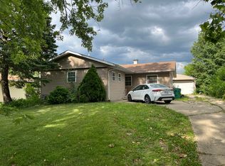 1012 Cove Ave, Lockport, IL 60441