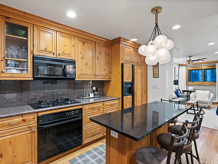 124 E Durant Ave #10 — Photo 9