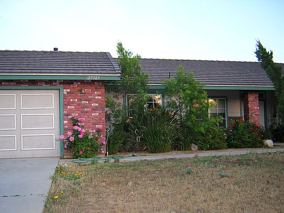 2nd image of 27387 Darlene Dr