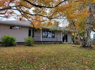 111 Windermere Ln, Somerset, PA 15501