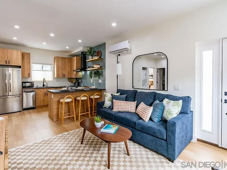 725 Pennsylvania Ave #727-1 — Photo 5
