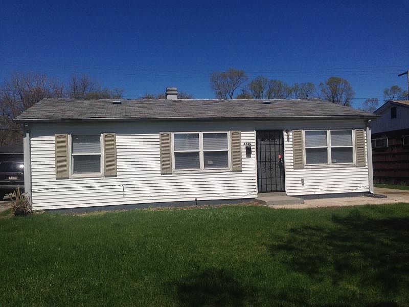 1st image of 4430 W 19th Plz