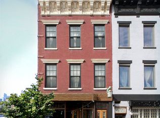 19 Greenpoint Ave #A, Brooklyn, NY 11222