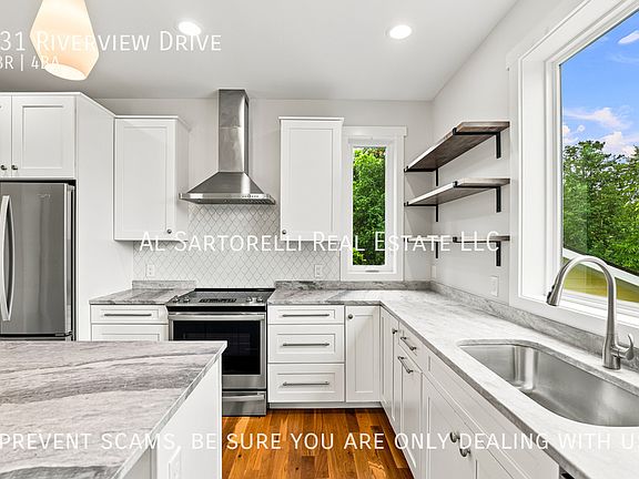 3rd image of 431 Riverview Dr