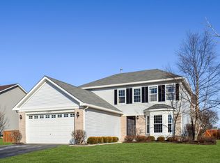 2490 Ross St, Hampshire, IL 60140