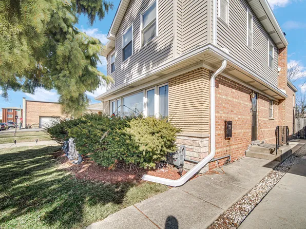 8713 S Washtenaw Ave, Evergreen Park, IL 60805