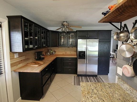 2nd image of 4320 Pompano Dr SE
