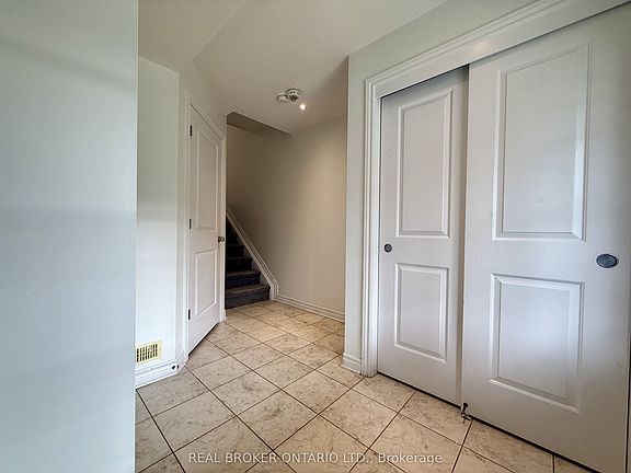 5th image of 66 Fallengale Cres