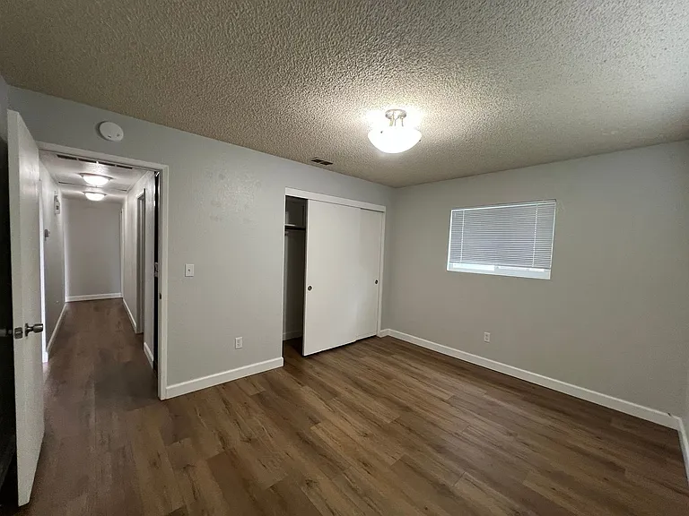 470 Java St — Photo 6