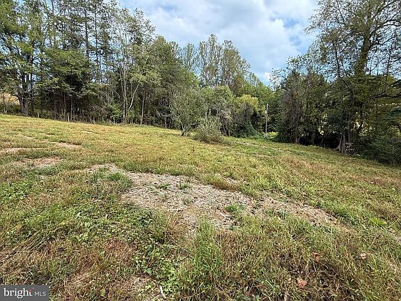 4th image of 6360 Tharp Rd