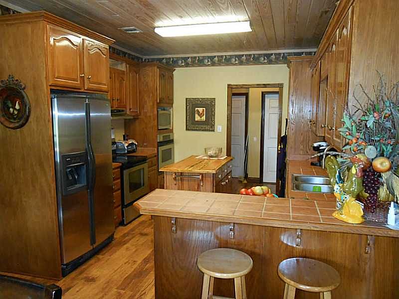 2nd image of 4083 Deer Run Rd